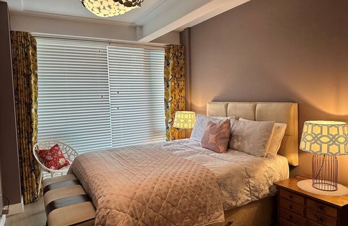 Stratford and New Town Apartment | 5 Star London Stratford Apartment Holiday Home