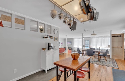 Chapel Hill House | Robin's Rest