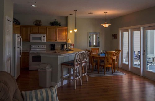Horseshoe Beach Condo | Latitude Adjustment F103 Horseshoe Beach Getaway on the First Floorn
