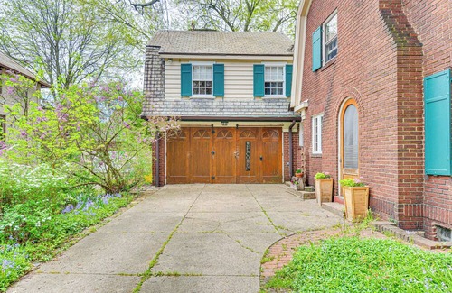 Youngstown Apartment | Charming Youngstown Retreat - 2 Mi to Downtown!
