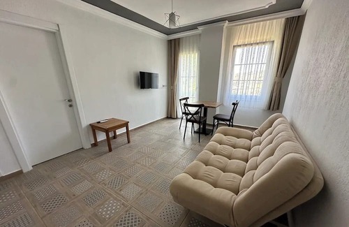 Datca Apartment | 1+1 Ground Floor Apartment for Rent in Old Datca