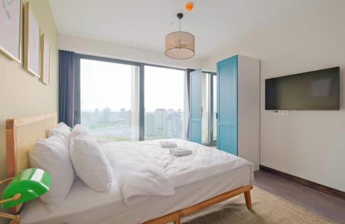 Basaksehir Apartment | Aspen - Modern Design 2BR Apt w/ Parking & Gym