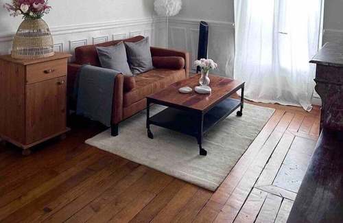 Rosny-sous-Bois Apartment | Pretty apart 2 minutes from the RER E - Near Paris