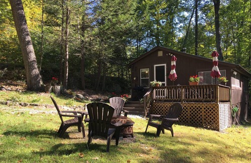 Antrim Cabin | Lake area: Romantic cabin for 2 beside a babbling brook