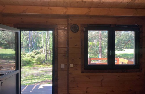 Parigne-lʼEveque Ski Chalet | Chalet 4 Personnes sur un Terrain de 16 000 m2 Arboré