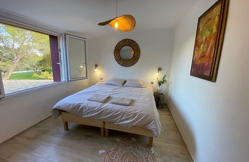 Redessan House | Le Clos des Grenadiers-House-Family-Ensuite with Bath-Garden view