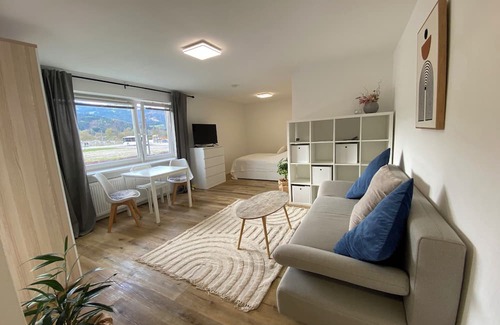 Sonthofen Apartment | Schöne 1-zimmer Wohnung am Bahnhof 2 Parkplätze