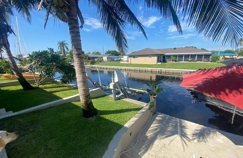 Lochmoor Waterway Estates House | Shan-gri-La "south" n