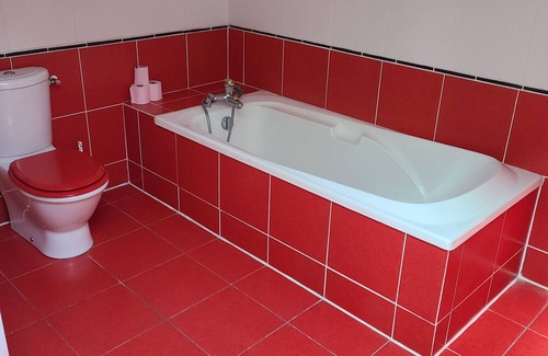 Brives-sur-Charente Bed & Breakfast | Les Coquelicots, Suite Familiale Avec Accès Piscine