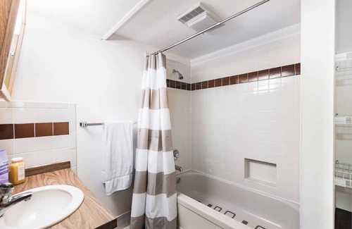 Springs Cottage | East Hampton Harbor Cottage