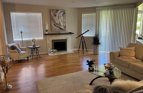 Lake Forest Condo | 1st floor condo in gated community. Located in Lake Forest, Ca.