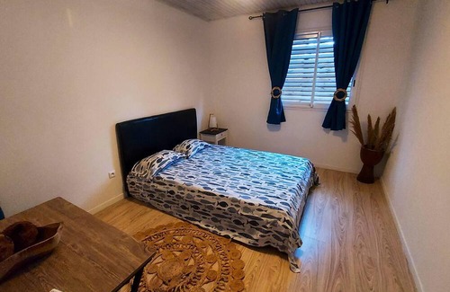 Bois d'Olives House | Homerez - Big house for 11 ppl. with swimming-pool, jacuzzi, garden and terrace