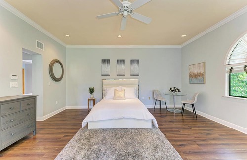 Lutz House | Beautiful Tampa Lakehouse: Serenity Meets Modern Comfort for the Family