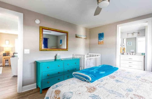 Carteret County House | Water View w/ 2 Bedrooms and Large Porch