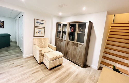 Cotuit House | Cape Cod 2024 -Jacuzzi Hot Tub, Heated Swimming Pool, Game Room & Playground