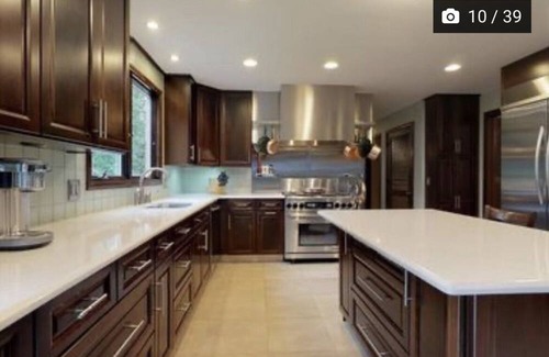 Warwick House | Memorable, magnificent and majestic, come visit and have a marvelous experience