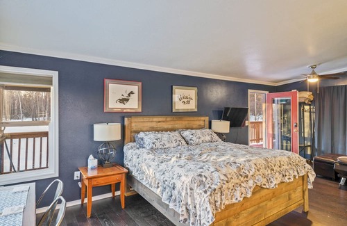 Palmer Apartment | Lazy Mountain Views!