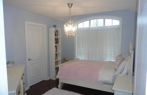Brampton House | A spacious and beautiful corner house in the heart of Brampton.