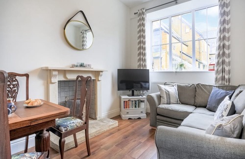 Stoke Abbott Cottage | Escape to tranquillity at our charming two-bed annex in Stoke Abbott.