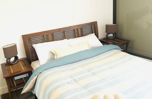 Adelaide Apartment | CityNest Iconic View /Free Parking/Gym/Swimming Pool/BBQ