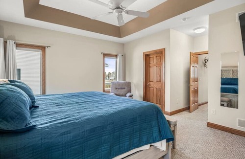 Oregon House | FairwayHaven - 12mi DT Madison