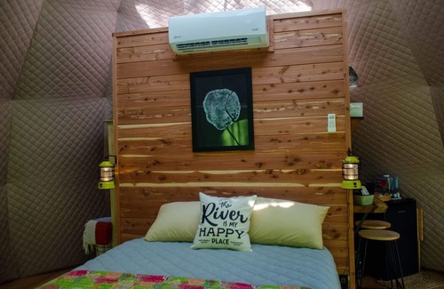 Brownsboro RV Rental | "Buzz-Worthy Retreat: Welcome to Honey Bee Way – Your Sweet Escape Awaits!"