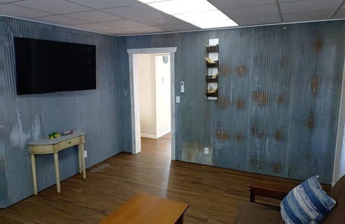 Gibbon Apartment | A unique one of a kind stay at a former farmers co-op located near downtown