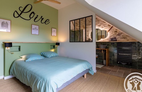 Feneu Cottage | Gite Feneu, 2 bedrooms, 4 persons