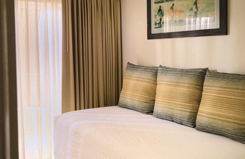 Berkeley Resort | Luxury 2 Bedroom & 2 Bathroom Unit with Full Amenities