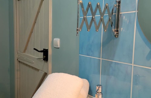 Bruniquel House | Le Flacon de la Verrouille, Bloom Bed & Breakfast Avec Piscine