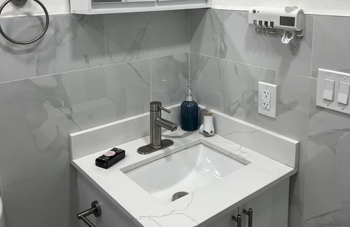 Tamiami Apartment | Hermoso Apartamento con Todas las Comodidades