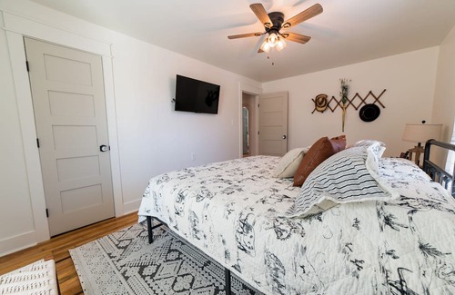 Hammond Other | The Sycamores Private Entrance 1.5 Ac 5 Mi to SLU Pet Friendly