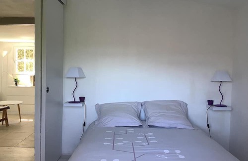 Fraissines Ski Chalet | Chalet Cosy Dans un Cadre Verdoyant et Boisé