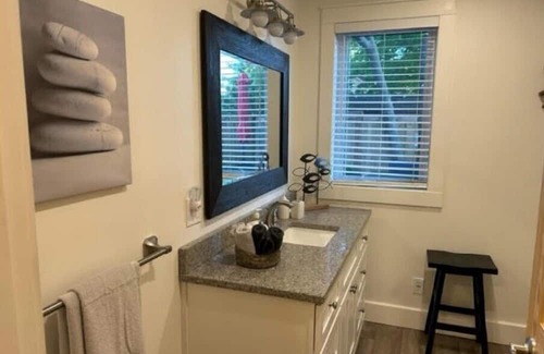 Southampton Cottage | Gilbert Place, a luxurious, beautifully renovated, chic getaway in Southampton