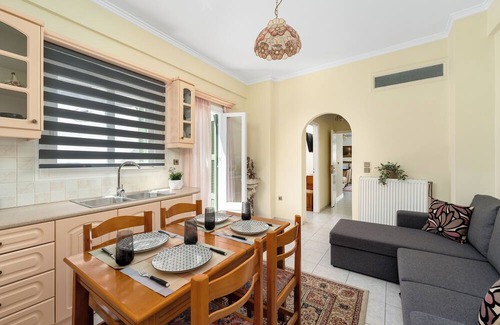 Zavlani Hotel | Analiti Civita