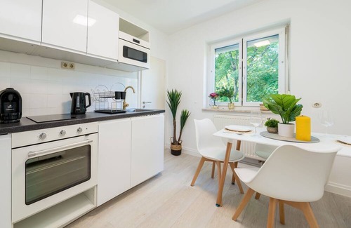 Freilassing Apartment | DG Links -schöne 40m² Große City Wohnung Nähe Salzburg