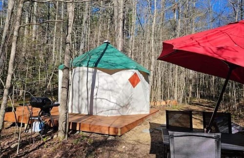 Morganton RV Rental | Yurt at Lake James and Fonta Flora hiking trail