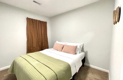 Ladson House | NEW WELL CENTERED 3BR HOME
