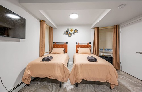Union City Apartment | Upper East Side 3BR/2BA