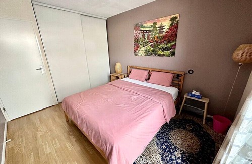 Les Aunettes Apartment | Cosy apartment with garden and parking, close to Paris