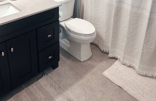 Hanover House | The Hanover Hideaway! Minutes from Hanover College, 5 Miles to Downtown Madison!