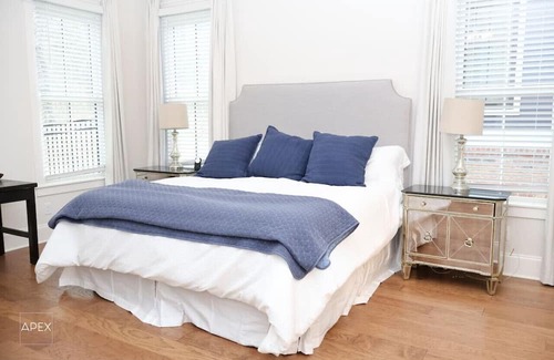 Oxford House | Fieldstone's Finest Farmhouse