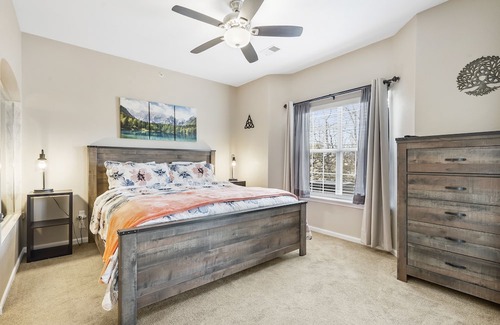 Branson Condo | Our Happy Place at Holiday Hills – A Branson Bonanza! Resort Home, Pet Friendly