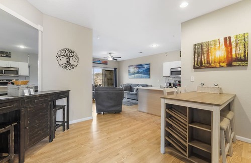 Branson Condo | Our Happy Place at Holiday Hills – A Branson Bonanza! Resort Home, Pet Friendly