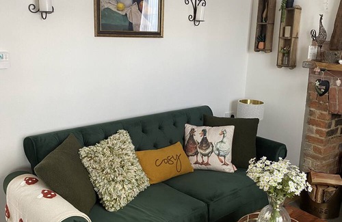 Chard Cottage | “Cosy Cottage “located in Chard a beautiful destination in Somerset.