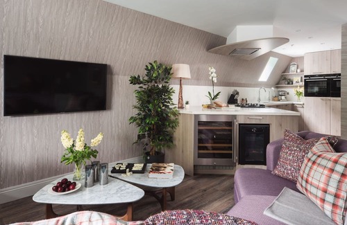 Arrochar Cottage | Ardlui Retreat Lodge 8