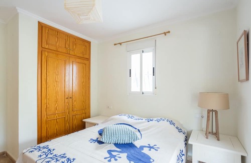 La Font d'en Carros Apartment | Apartment 'Maison Oliva 2' with Mountain View, Shared Pool and Wi-Fi