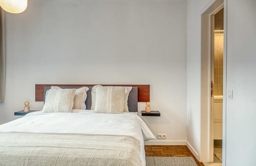 University District Apartment | Smart and cosy 4P Apt in Antwerp with balcony