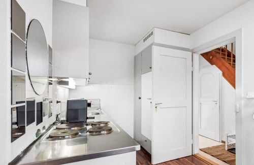 Wiedikon Apartment | Charming Home for Flexible Weekly/Monthly Rent