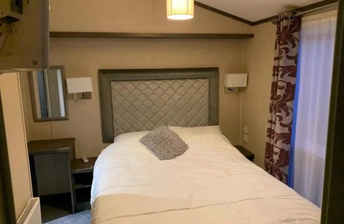 Troutbeck Bridge Cabin | Stunning 3-Bed Lodge in Windermere